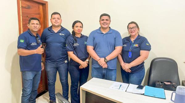 Na manhã de hoje, o prefeito Jaisom Picanço esteve reunido com a equipe da Secretaria de Estado da Assistência Social (SEAS) 